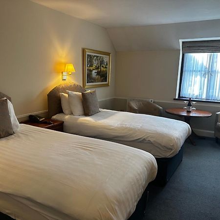 The Tollgate Bed & Breakfast ステイング エクステリア 写真